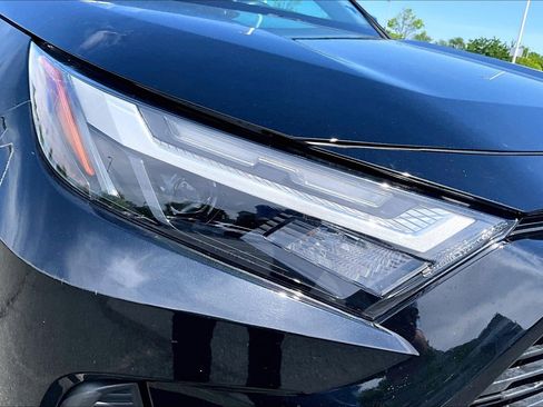 Used 2024 Toyota RAV4 XLE FWD image 26