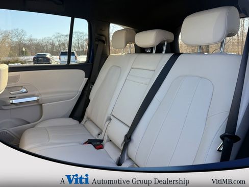 Used 2026 Mercedes-Benz GLB 250 4MATIC image 22