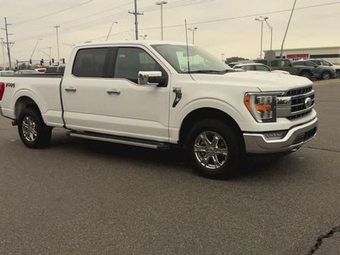 Used 2023 Ford F150 Lariat w/ FX4 Off-Road Package AWD/4WD image 2