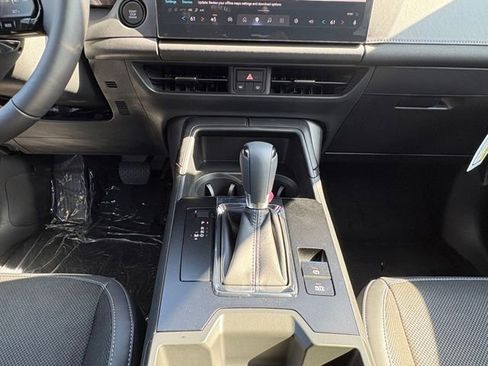 New 2026 MAZDA CX-5 Preferred AWD/4WD image 15
