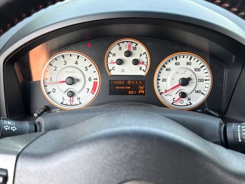 Used 2011 Nissan Titan PRO-4X AWD/4WD image 24