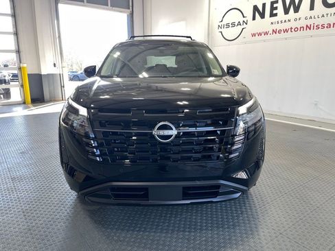 New 2026 Nissan Pathfinder SV FWD image 3