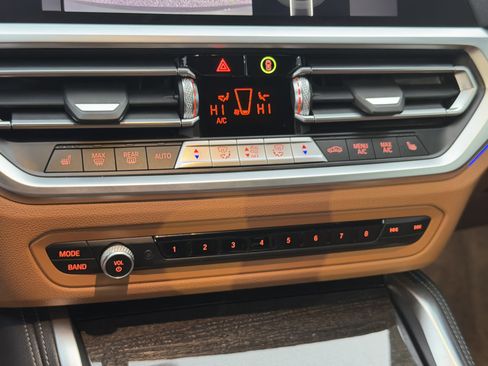 Used 2022 BMW 430i Convertible w/ M Sport Package image 30