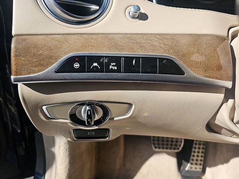 Used 2015 Mercedes-Benz S 550 4MATIC Sedan image 15