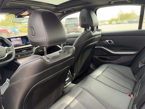 Used 2025 BMW 330i Sedan image 23