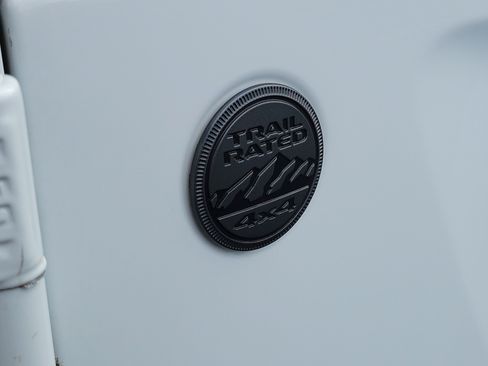 Used 2024 Jeep Wrangler Unlimited Sport AWD/4WD image 6