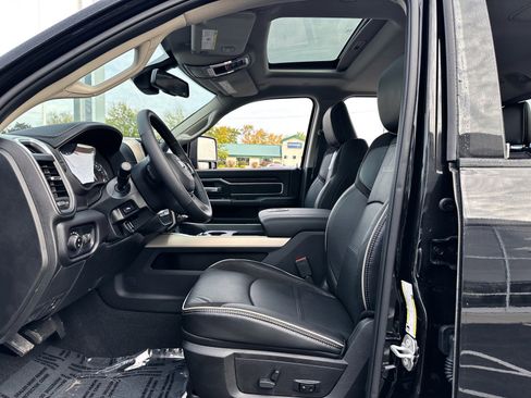 New 2024 RAM 2500 Laramie image 6