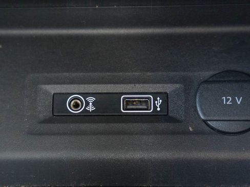 Used 2018 Volkswagen Atlas SEL Premium image 27