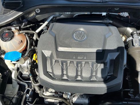 Used 2021 Volkswagen Passat 2.0T S image 32