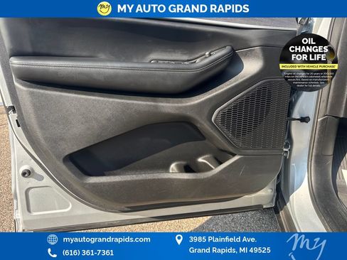 Used 2023 Jeep Grand Cherokee L Limited w/ Luxury Tech Group II AWD/4WD image 10
