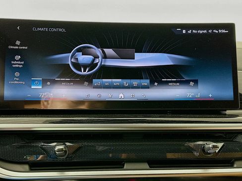 New 2026 BMW X5 xDrive50e image 14