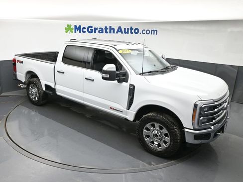 Used 2023 Ford F250 Lariat w/ Lariat Ultimate Package image 3