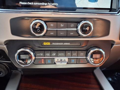 Used 2022 Ford F350 King Ranch w/ King Ranch Ultimate Package image 12