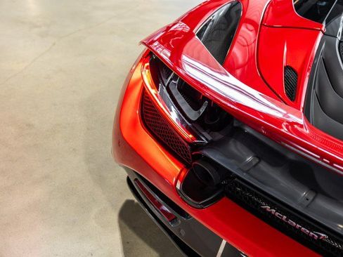 Used 2022 McLaren 720S Performance RWD image 18