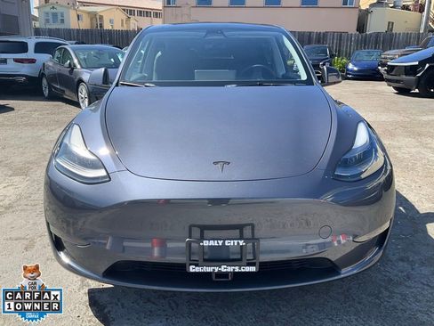 Used 2023 Tesla Model Y Long Range image 2