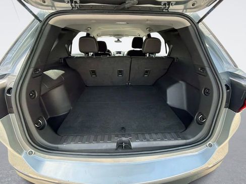 Used 2024 Chevrolet Equinox LS FWD image 12