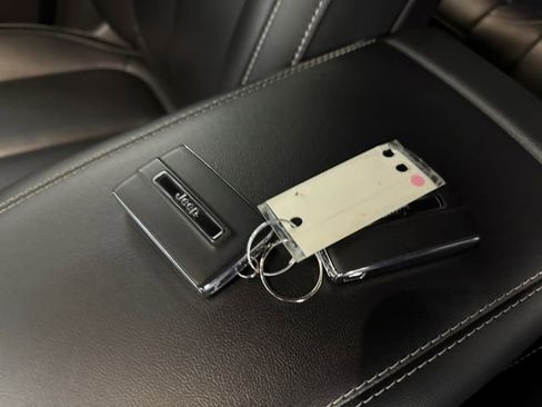 Used 2024 Jeep Grand Cherokee Limited w/ Trailer Tow Package image 29