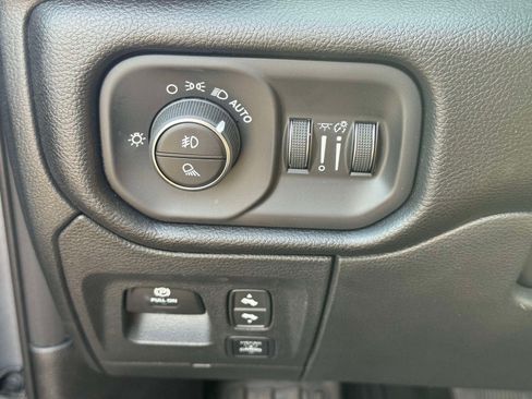 Used 2026 RAM 1500 Big Horn AWD/4WD image 19