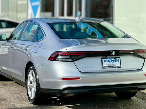 Used 2023 Honda Accord LX image 3