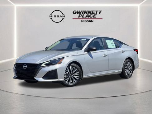 New 2026 Nissan Altima 2.5 SV FWD image 1
