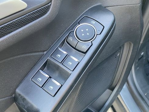 Used 2025 Ford Escape ST-Line image 17