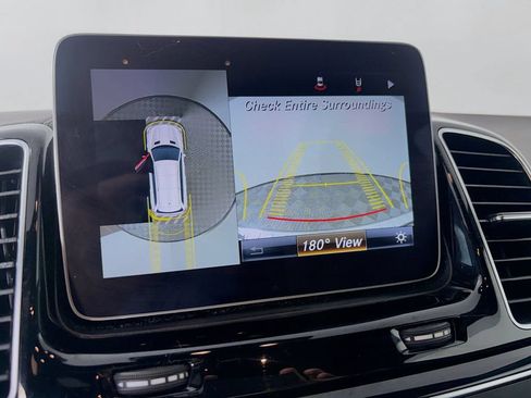 Used 2019 Mercedes-Benz GLS 450 4MATIC image 17