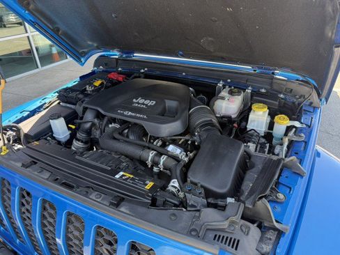 Used 2021 Jeep Gladiator Sport AWD/4WD image 21