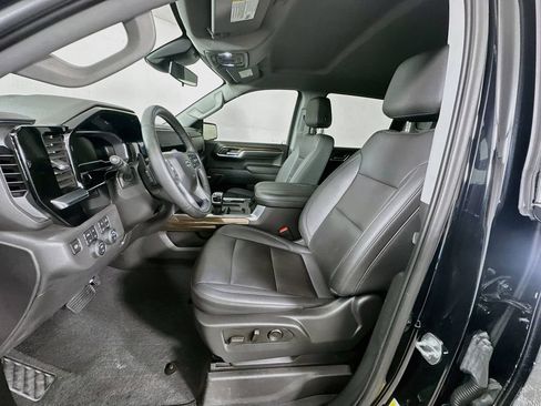 Used 2023 Chevrolet Silverado 1500 LT Trail Boss w/ LT Trail Boss Premium Package AWD/4WD image 20