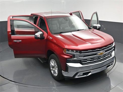Used 2019 Chevrolet Silverado 1500 LTZ w/ LTZ Premium Package image 61
