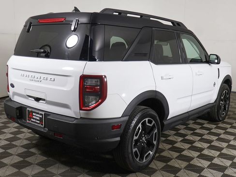 Used 2024 Ford Bronco Sport Outer Banks AWD/4WD image 9