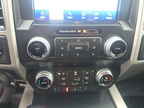 Used 2020 Ford F150 Lariat w/ Equipment Group 502A Luxury image 28