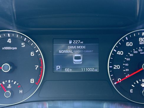 Used 2019 Kia Forte LXS FWD image 17