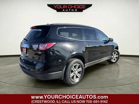 Used 2017 Chevrolet Traverse LT AWD/4WD image 4