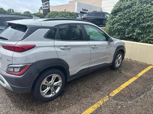 Certified 2023 Hyundai Kona SEL w/ Convenience Package AWD/4WD image 3