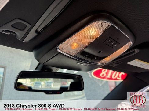 Used 2018 Chrysler 300 S AWD/4WD image 23