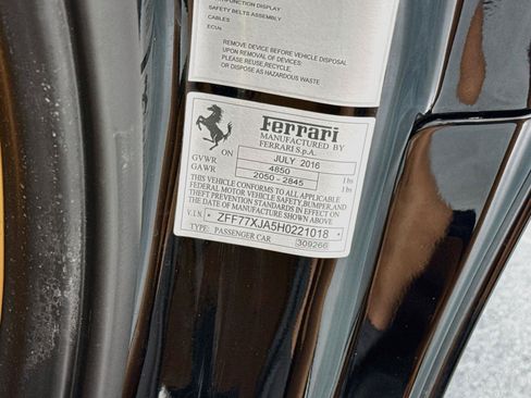 Used 2017 Ferrari California T RWD image 32