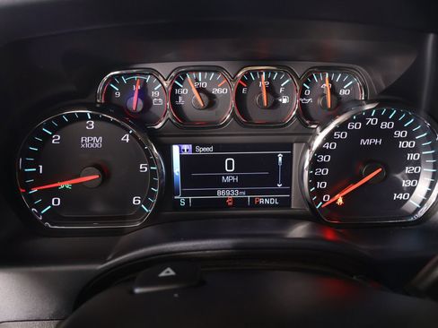 Used 2018 GMC Sierra 1500 SLE w/ SLE Value Package image 4