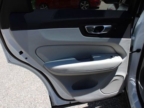 Certified 2024 Volvo XC60 B5 Core w/ Climate Package AWD/4WD image 21