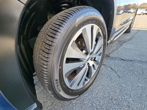 Used 2022 Subaru Ascent Limited w/ Technology Package image 19