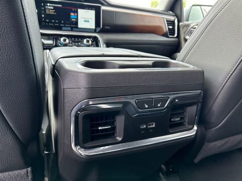 Certified 2024 GMC Sierra 1500 Denali AWD/4WD image 35