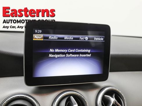 Used 2018 Mercedes-Benz CLA 250 image 18