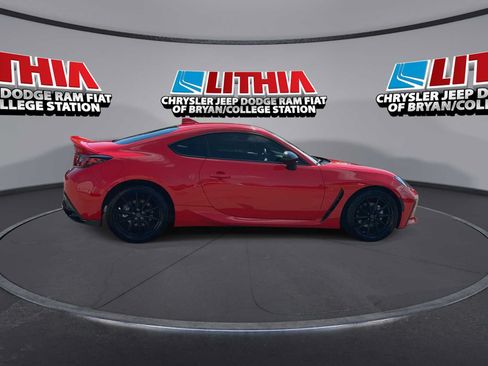 Used 2025 Toyota GR86 Premium RWD image 9