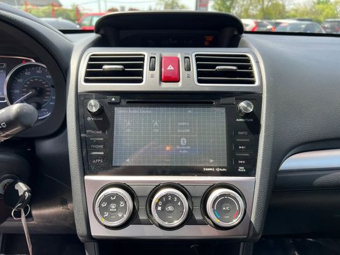 Used 2015 Subaru Crosstrek 2.0i Premium image 17