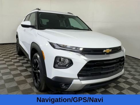 Used 2023 Chevrolet TrailBlazer LT FWD image 5