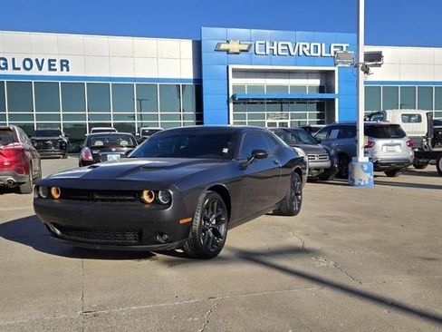 Used 2022 Dodge Challenger SXT w/ Blacktop Package image 3