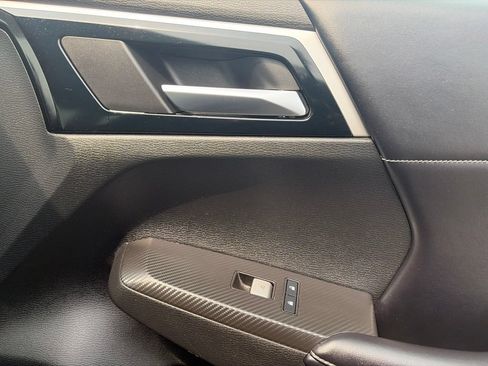 Used 2022 Mitsubishi Outlander SE AWD/4WD image 11