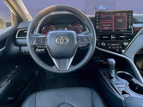Used 2024 Toyota Camry XSE w/ Navigation Package FWD image 8