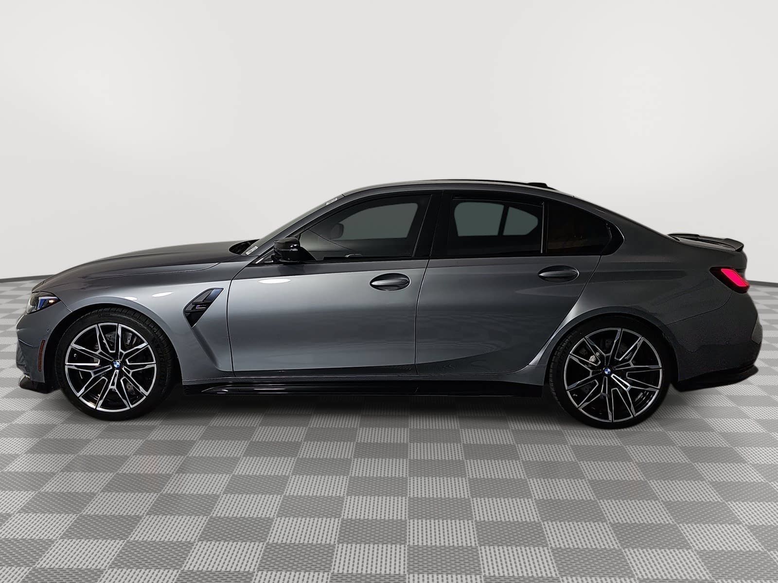 Used 2025 BMW M3 Competition w/ Executive Package RWD image 5