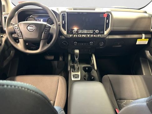 New 2026 Nissan Frontier SV w/ SV Convenience Package AWD/4WD image 11