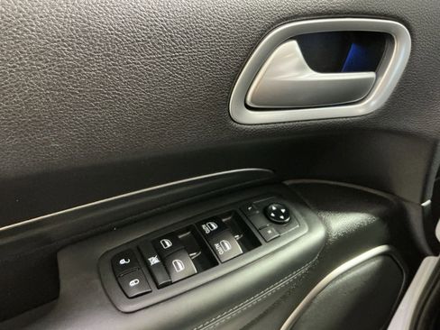 Used 2019 Dodge Durango Citadel w/ Technology Group image 23